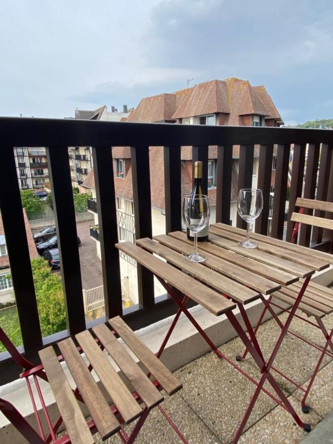 Nice 41 M With Balcony Near The Beach Deauville Exterior photo