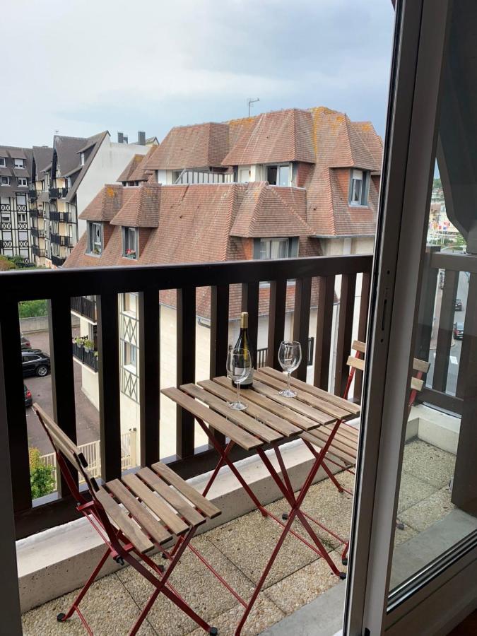 Nice 41 M With Balcony Near The Beach Deauville Exterior photo